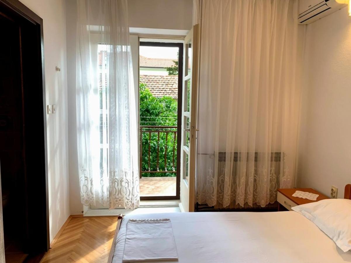 Obradovic Rooms & Apartments Makarska Exterior foto