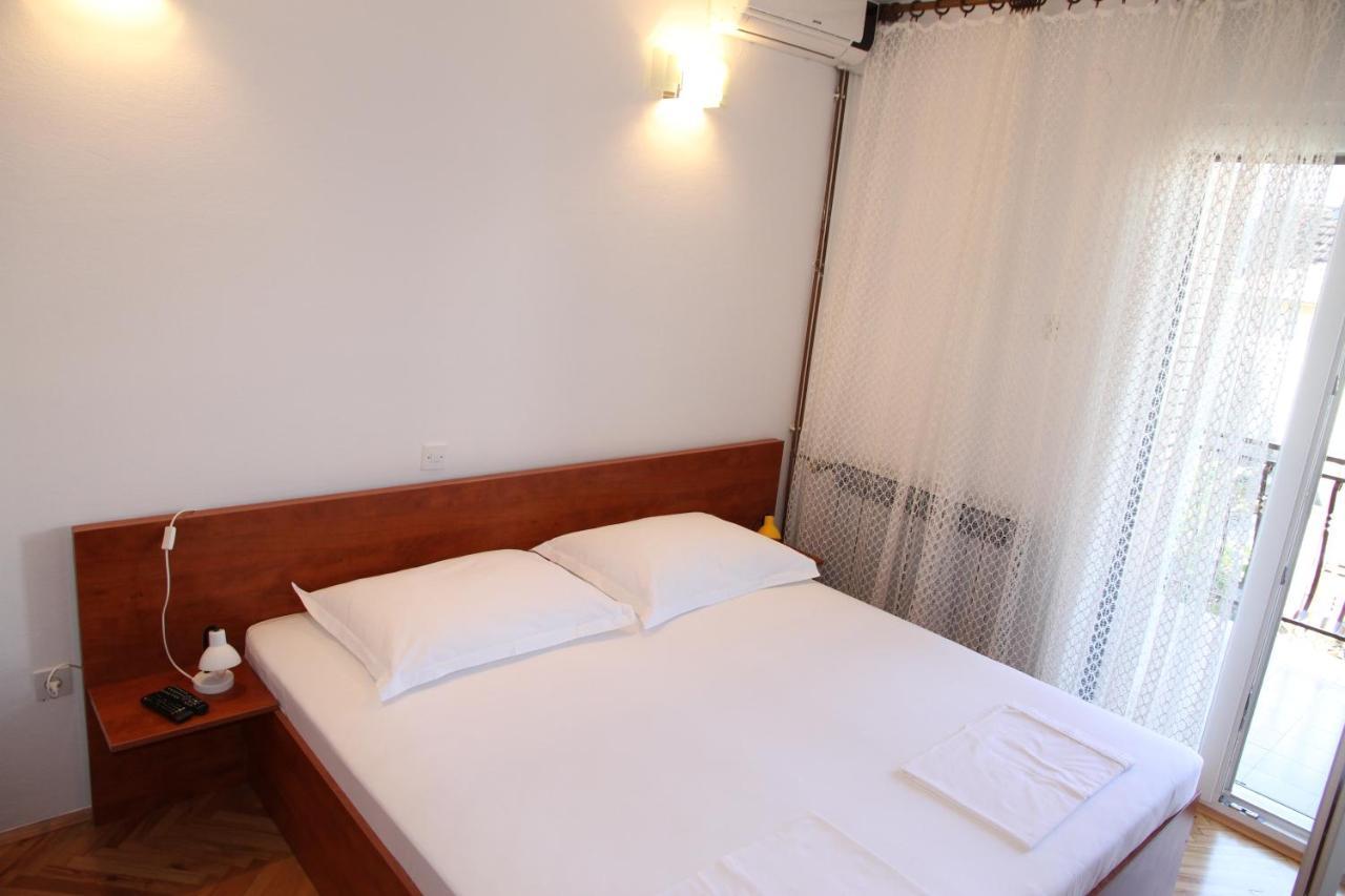 Obradovic Rooms & Apartments Makarska Exterior foto