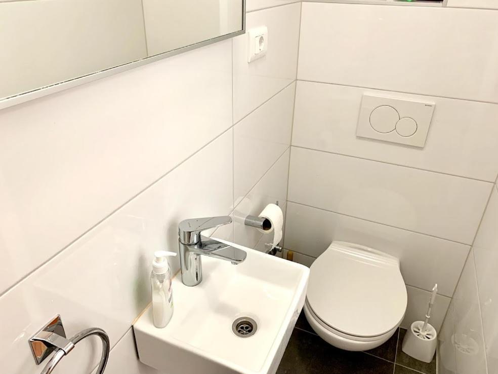 Obradovic Rooms & Apartments Makarska Exterior foto