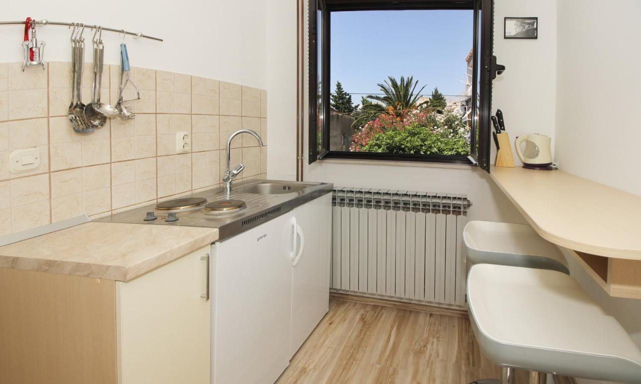 Obradovic Rooms & Apartments Makarska Exterior foto